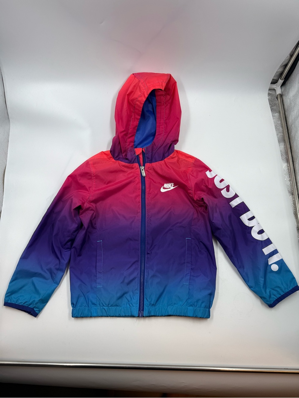 Nike girl youth rainbow windbreaker spring fall coat size 6-7